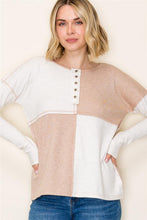 Load image into Gallery viewer, Half Button Top