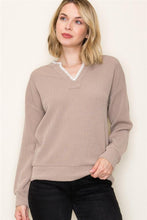 Load image into Gallery viewer, Blanket Stitch Top