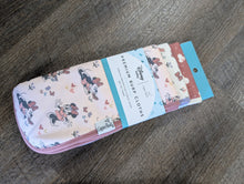 Load image into Gallery viewer, Minnie Mouse - Burp Cloth Set