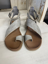 Load image into Gallery viewer, Steffy - Cream Sandals SIZE 6